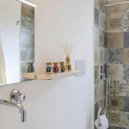 Luce Boutique Bed & Breakfast Felline